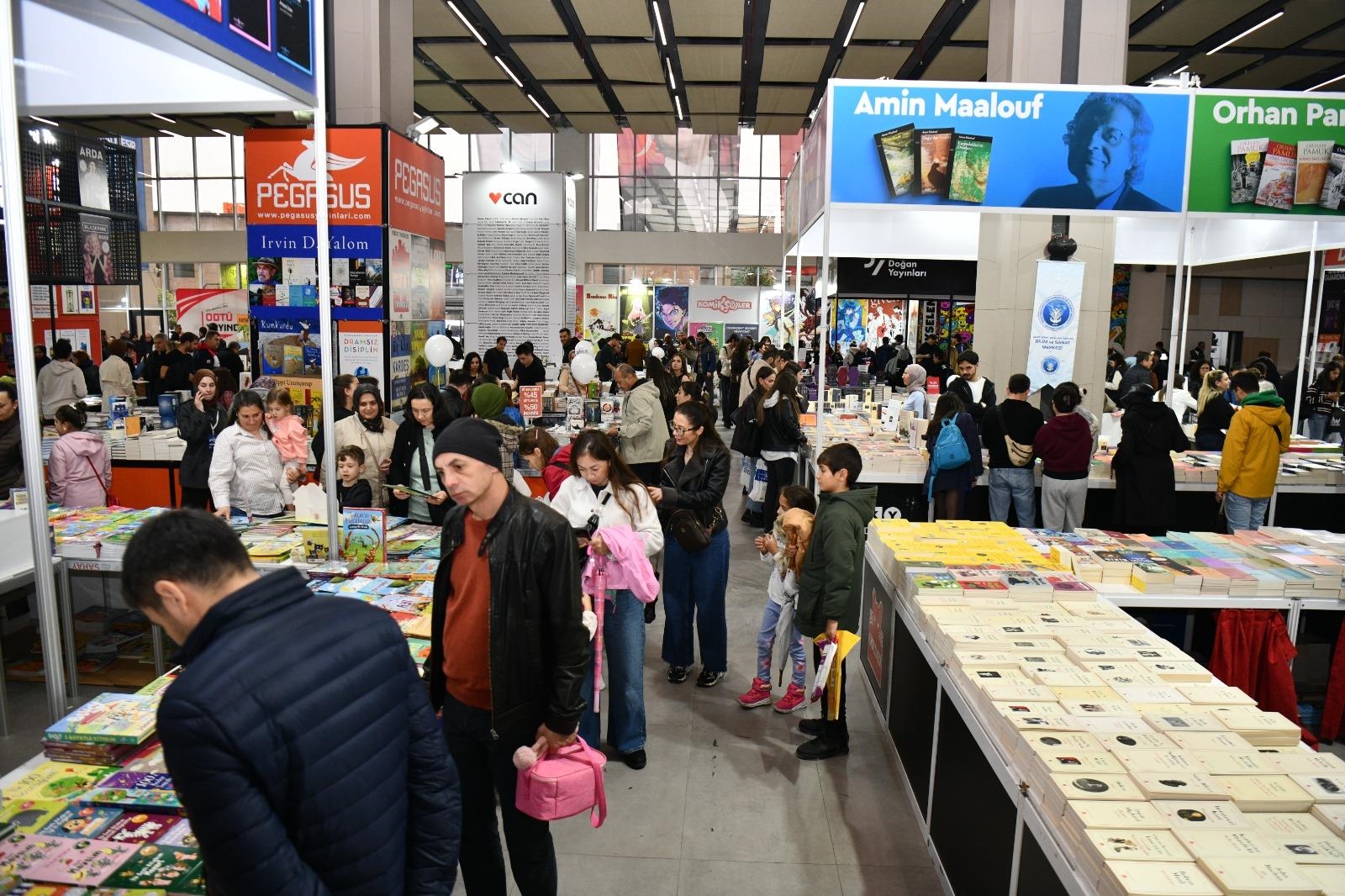 2nd Balıkesir Book Fair Continues Through the Weekend