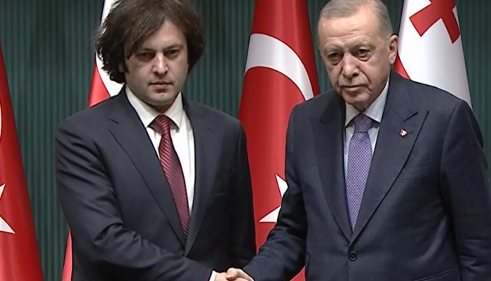 Cumhurbaşkanı Erdoğan, Gürcistan Başbakanı Kobakhidze ile ortak basın toplantısı düzenledi! "İki ülke arasındaki ticaret hacmi hedefimiz 5 milyar dolar"