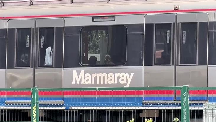 Marmaray Ataköy İstasyonu’nda intihar! Raylara atlayan kişi hayatını kaybetti