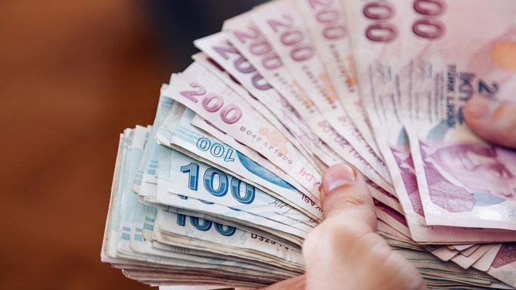 Milyonlarca emekliyi yakından ilgilendiriyor: Bayram ikramiyesine zam yapılacak mı?