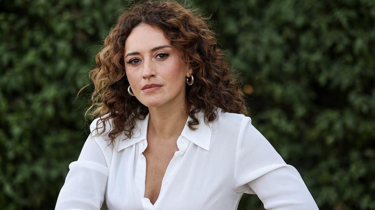 'Sıcak Büfe ismi gibi sıcak bir komedi, oynarken çok eğlendim'